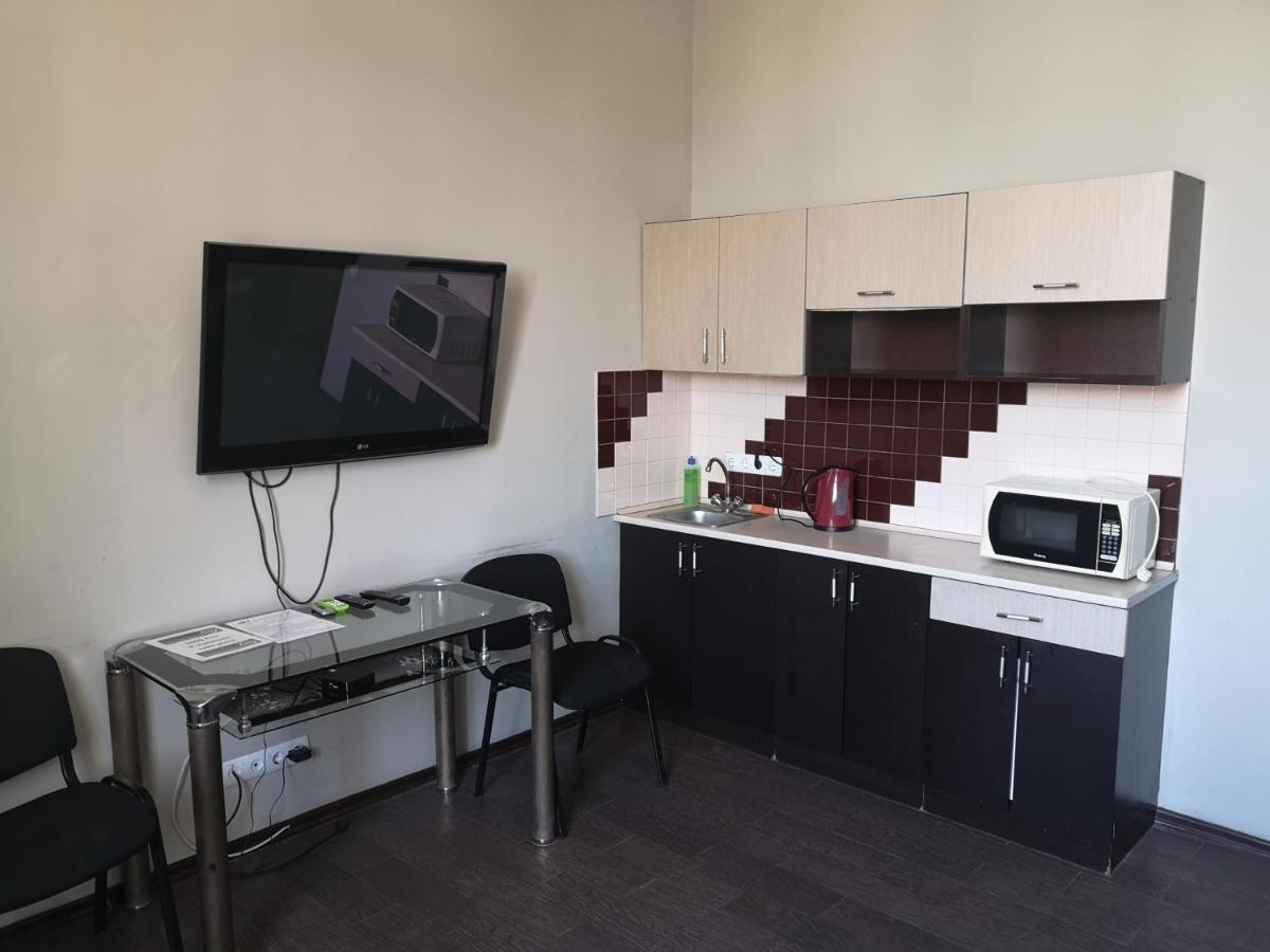 Opera Apart Hotel Kiev Ngoại thất bức ảnh