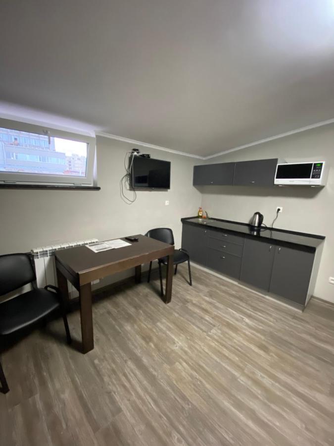 Opera Apart Hotel Kiev Ngoại thất bức ảnh