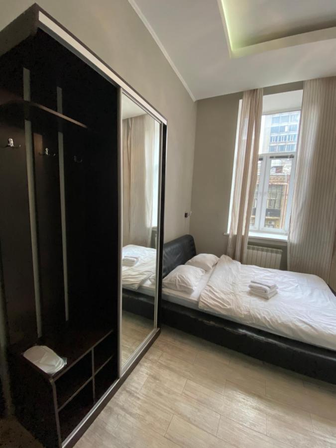 Opera Apart Hotel Kiev Ngoại thất bức ảnh