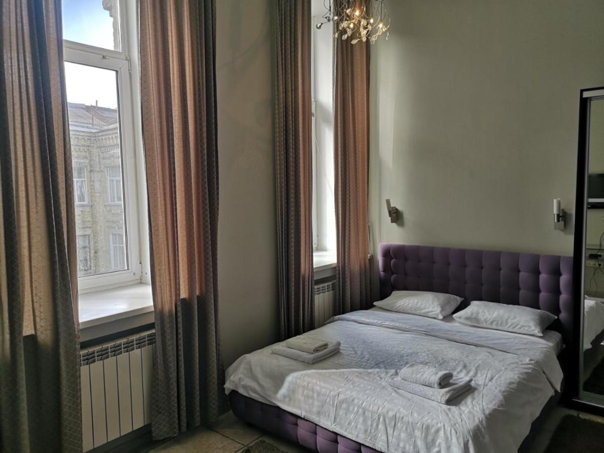 Opera Apart Hotel Kiev Ngoại thất bức ảnh
