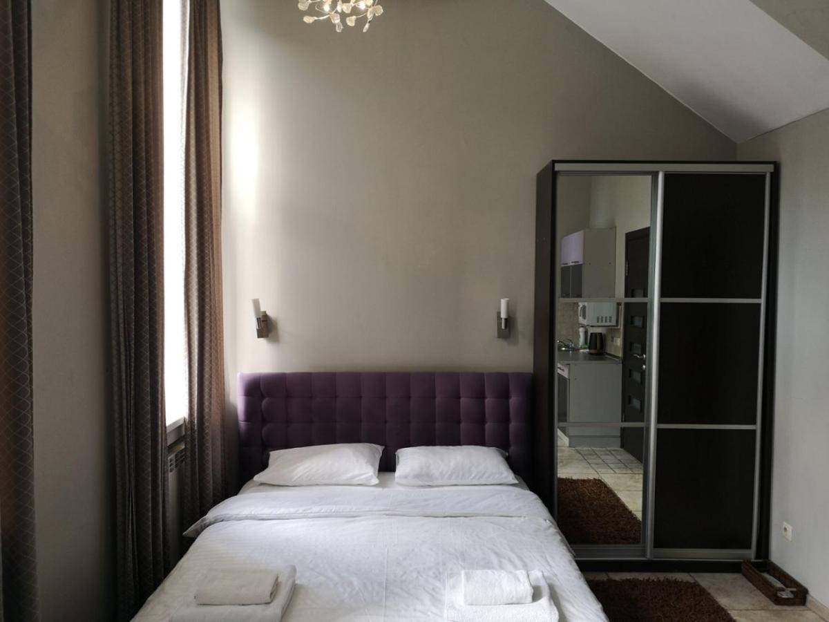 Opera Apart Hotel Kiev Ngoại thất bức ảnh