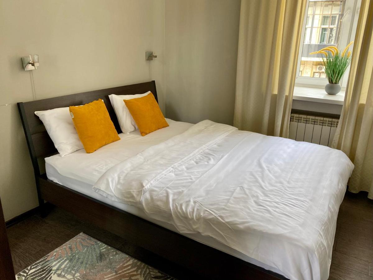 Opera Apart Hotel Kiev Ngoại thất bức ảnh
