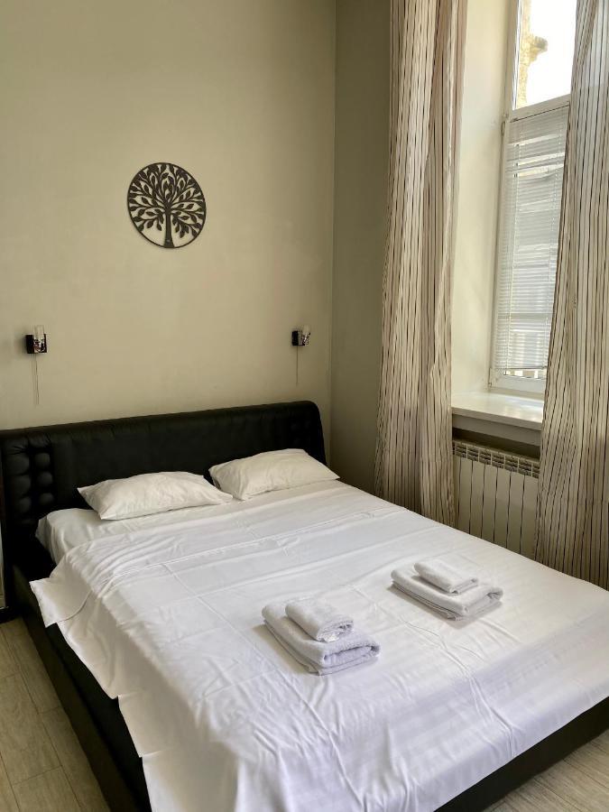 Opera Apart Hotel Kiev Ngoại thất bức ảnh